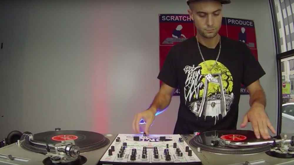 ></p>
<p>This is our final episode of 2015 for our <b>#LearnToDJ</b> video series. We have <b>DMC 2015 Washington Champion and Beat Refinery instructor DJ Throdown</b> back on the teaching side with another scratch tutorial. Having trouble going through the motions on how to do a 1 click flare orbit or even a 2 click flare orbit? Learning how to do the original flare (or some would say the tear flare) could help out perfect your muscle memory on your fader hand as well as having your record hand get used to other movements than the regular baby scratch movement.</p>
<p><iframe loading=