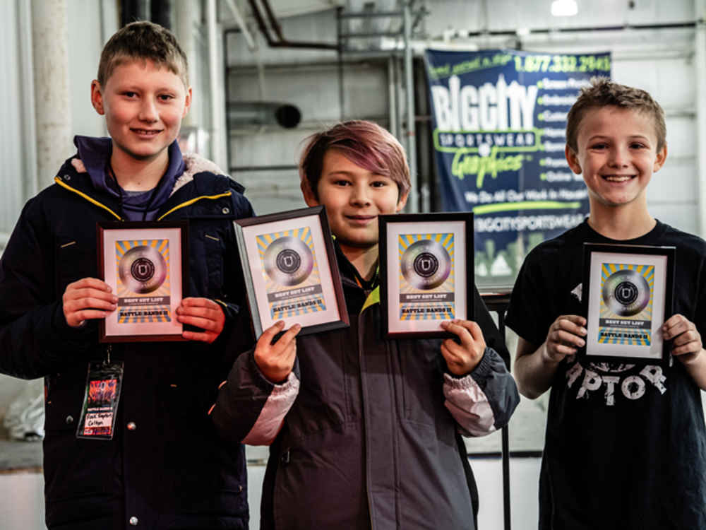 ></p>
<p> </p>
<p><iframe loading=