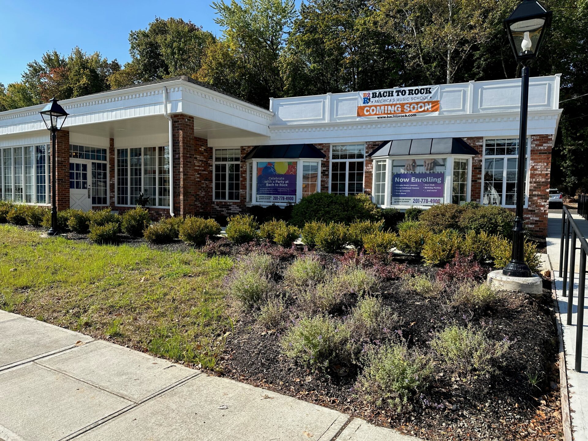 Bach to Rock Music School Celebrates Grand Opening of New School in