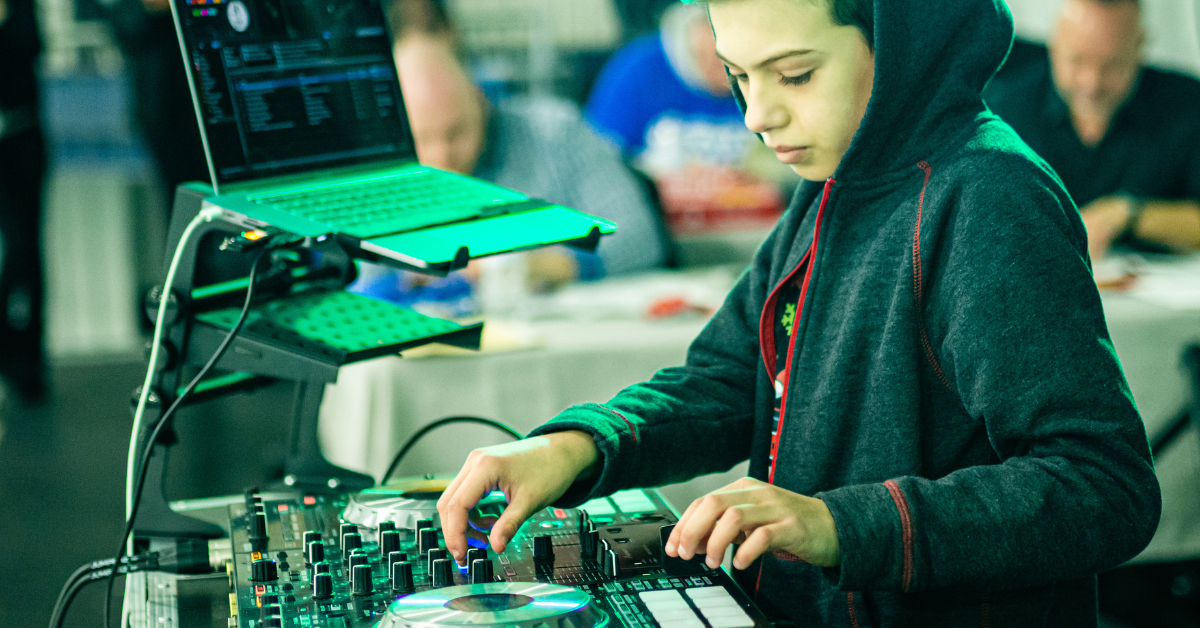 How Do DJ Lessons Enhance Creativity in Kids?